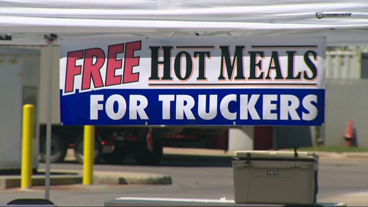 free hot meals for truckers